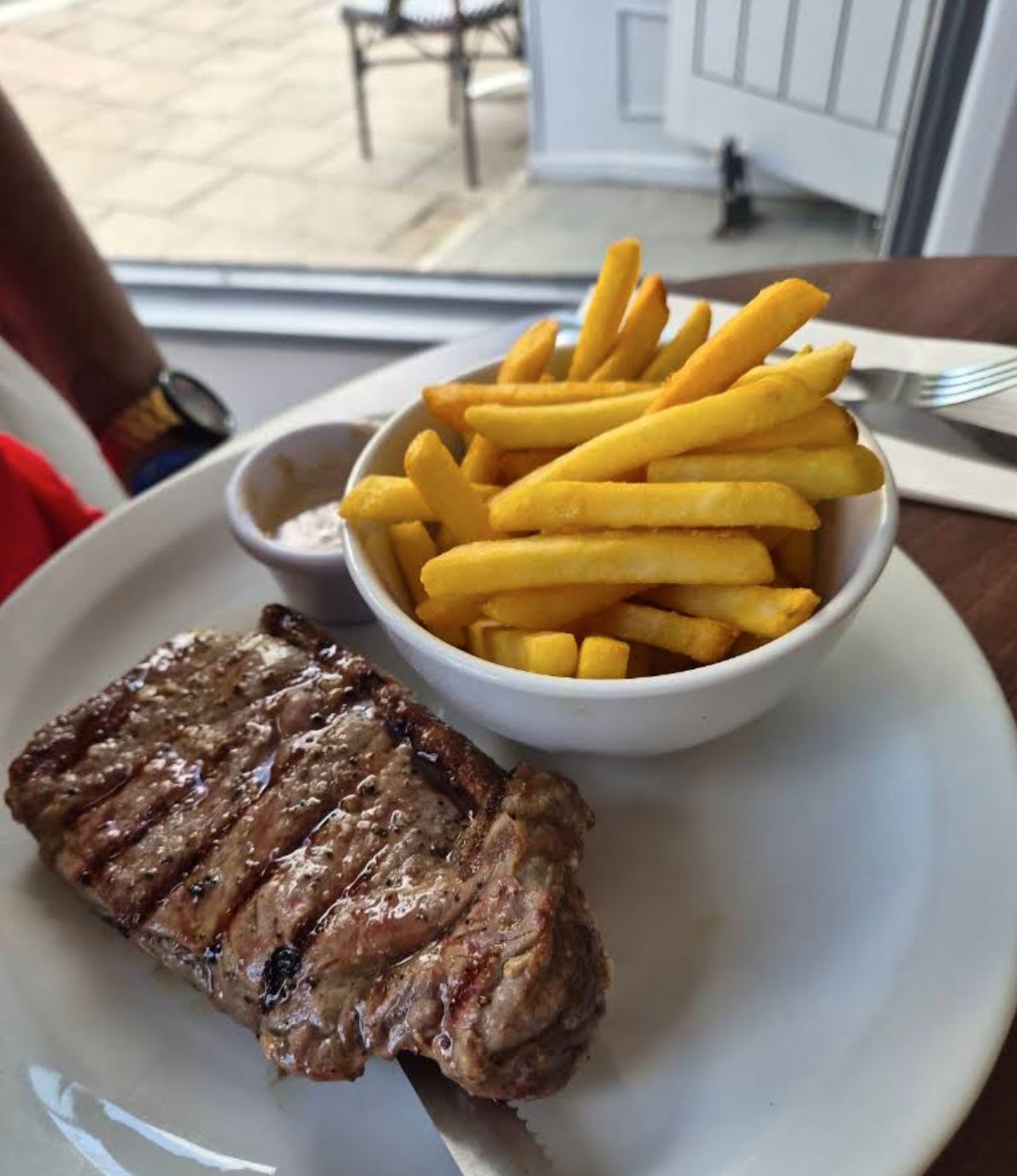 Char grilled steak with chips